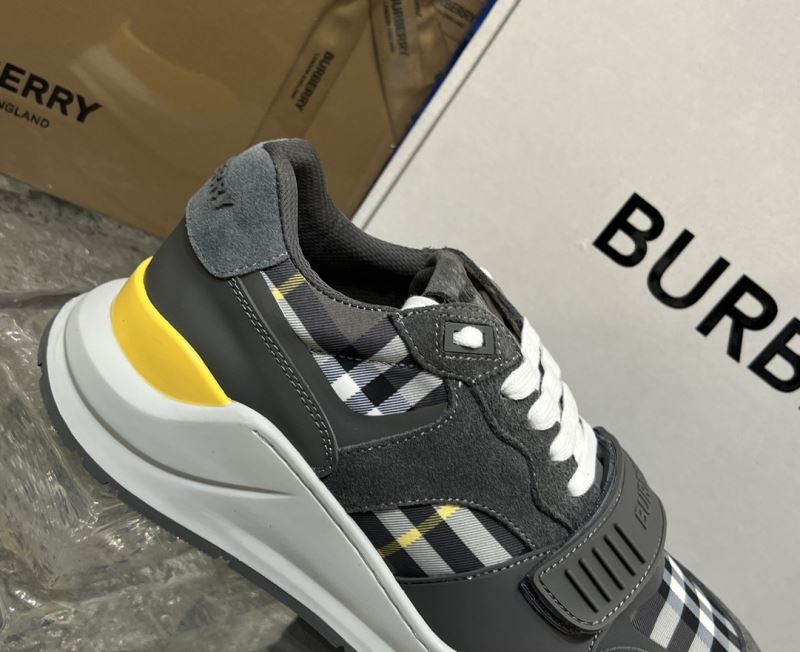 Burberry Low Shoes